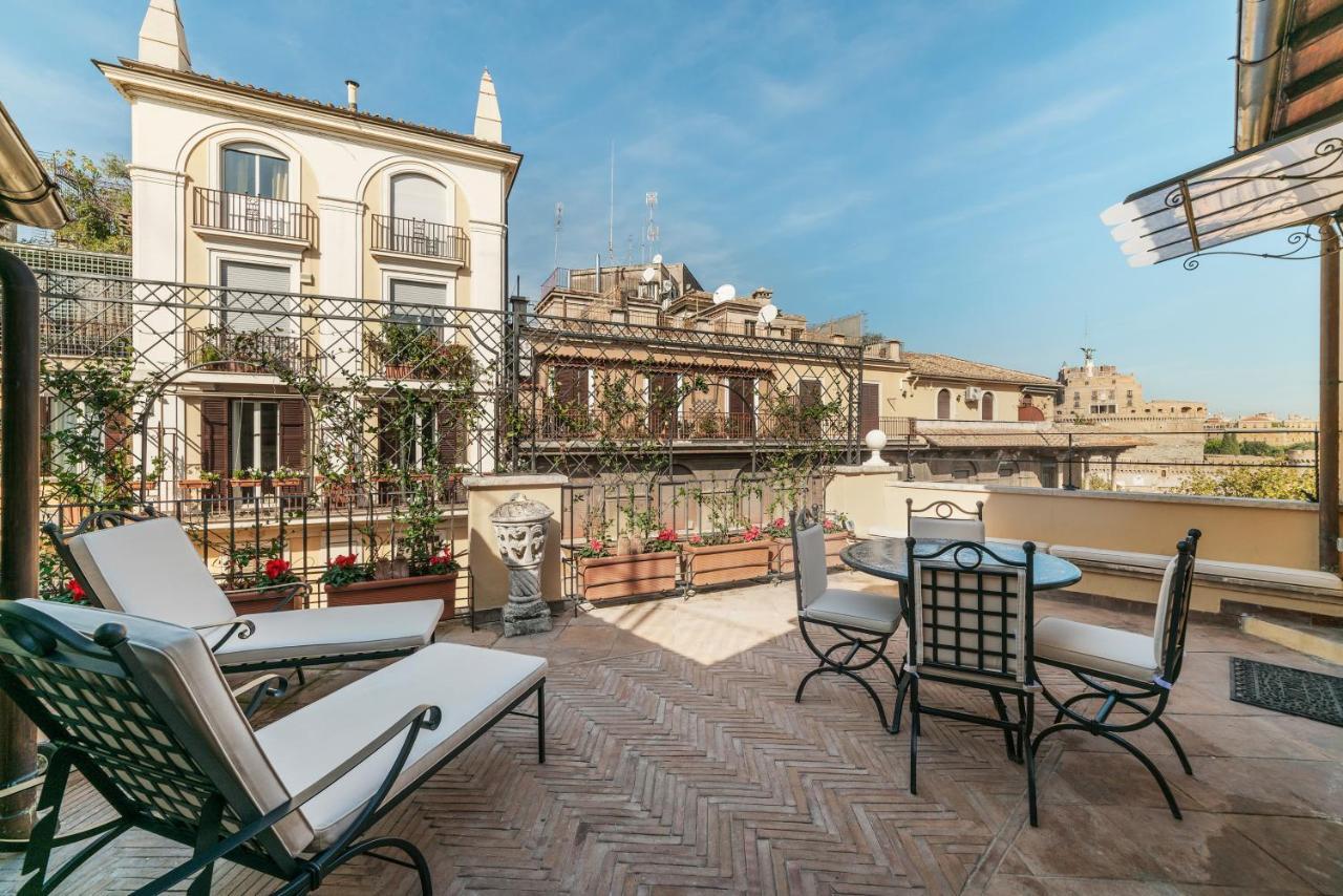 Bmga L Viapaola43 Palace Luxury Penthouse 2bdr Apartment Rome