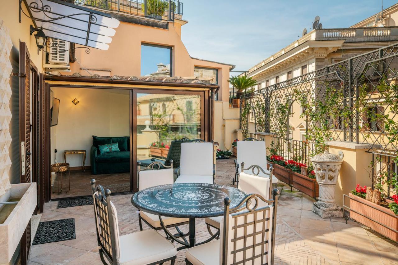Bmga L Viapaola43 Palace Luxury Penthouse 2bdr Apartment Rome