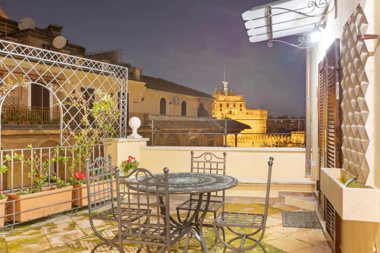 Bmga L Viapaola43 Palace Luxury Penthouse 2bdr Apartment